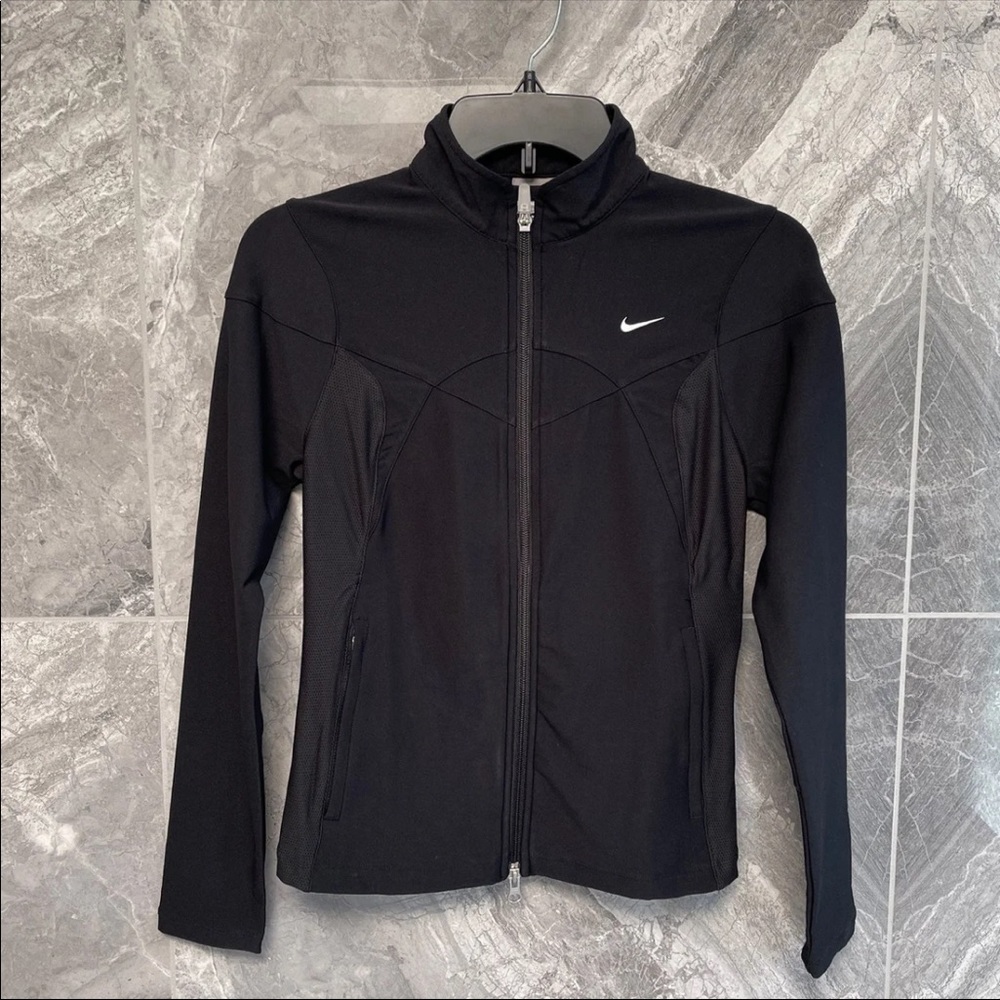 NIKE Women’s black jacket
